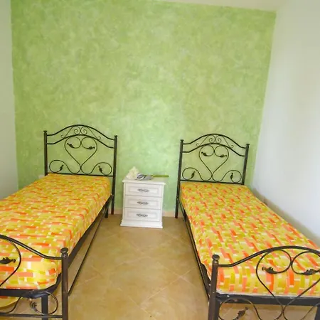 Apartment Ginestra One 30m Front Sea By Salento Prime